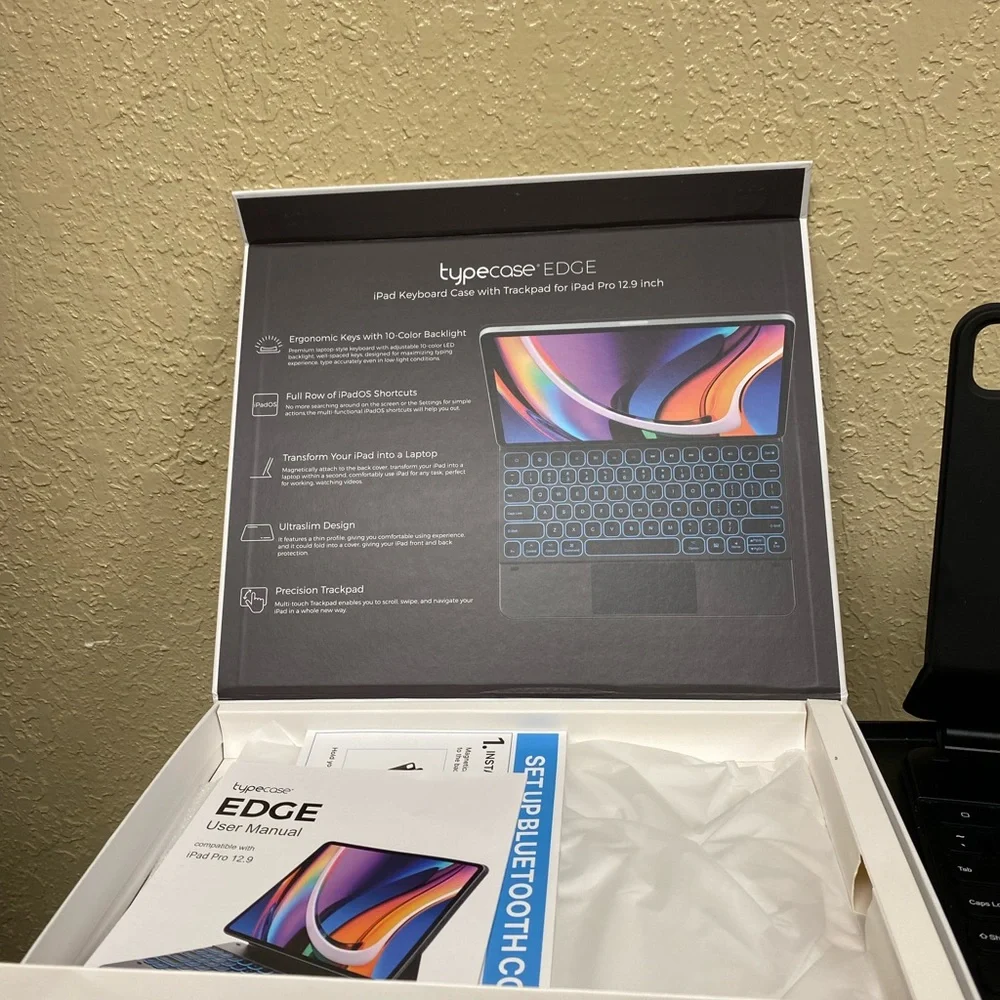 Typecase Edge Magnetic Keyboard Case for iPad Pro 12.9 5th,4th, 3rd Generation